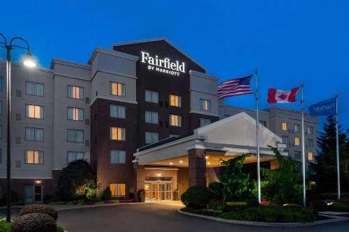 Fairfield Inn & Suites by Marriott Buffalo Airport image 1